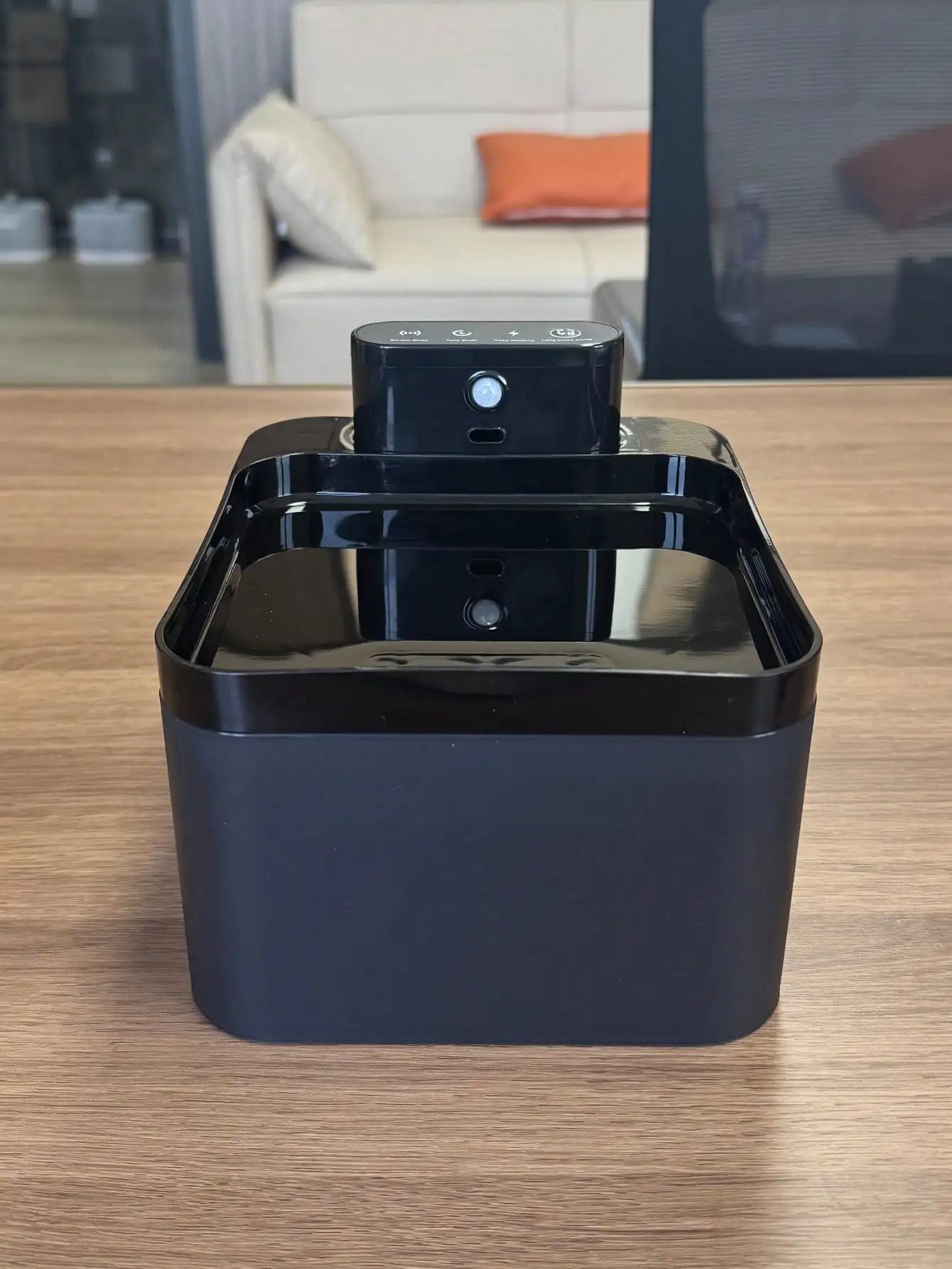 Cat Water Fountain Or Filter 74.4 oz/2.2L Wireless Pet Water Fountain with Motion Sensor, Rechargeable Battery Powered Automatic